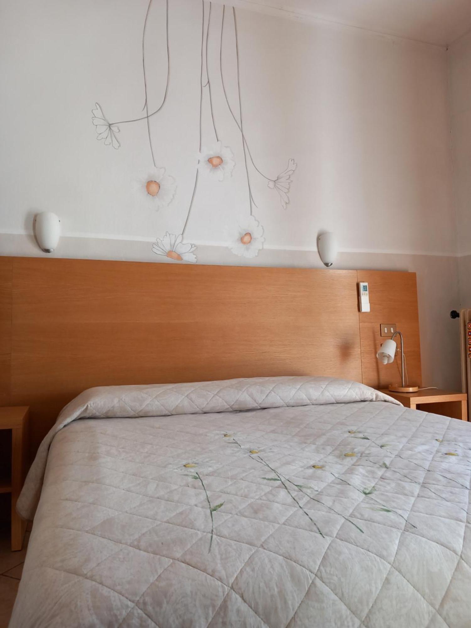 סביונטה Albergo Giulia Gonzaga מראה חיצוני תמונה