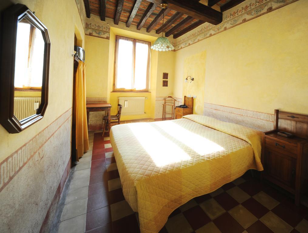 סביונטה Albergo Giulia Gonzaga מראה חיצוני תמונה